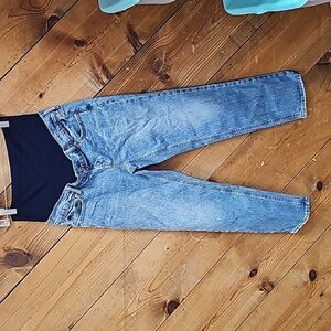 NWOT Gap maternity JEANS, size 26/2 regular